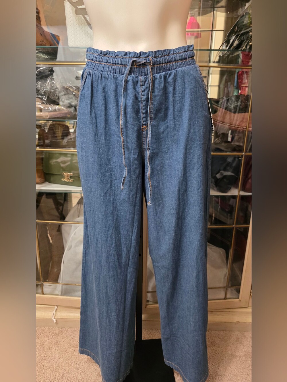Haute Monde Denim Sleeveless Wide-Leg Pants & Top Set - Picture 5 of 7